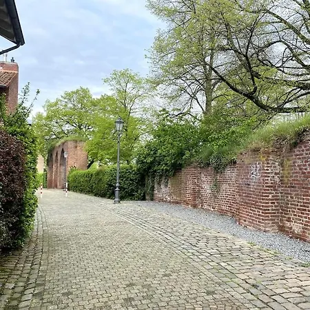 Innenstadt Design-apartment Mit Regendusche Und Grill Erkelenz