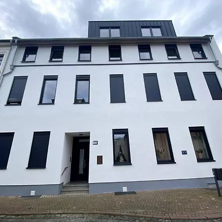 Innenstadt Design-apartment Mit Regendusche Und Grill Apartamento